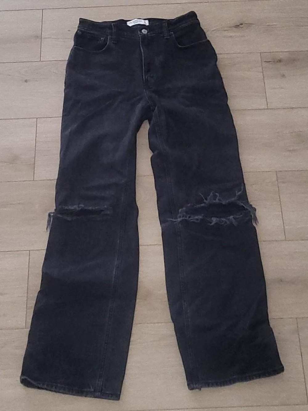 Abercrombie & Fitch Black Wide-Leg Distressed Jeans